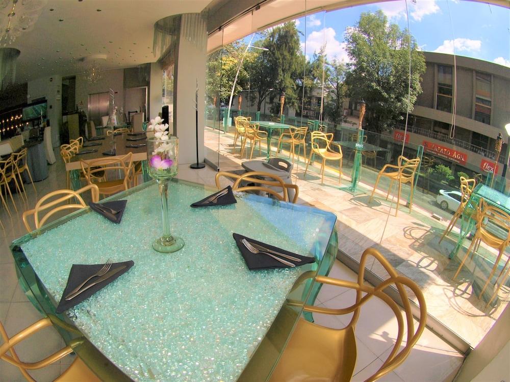Hotel Vista Hermosa Гуадалахара Екстериор снимка
