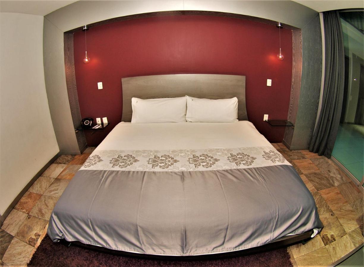 Hotel Vista Hermosa Гуадалахара Екстериор снимка